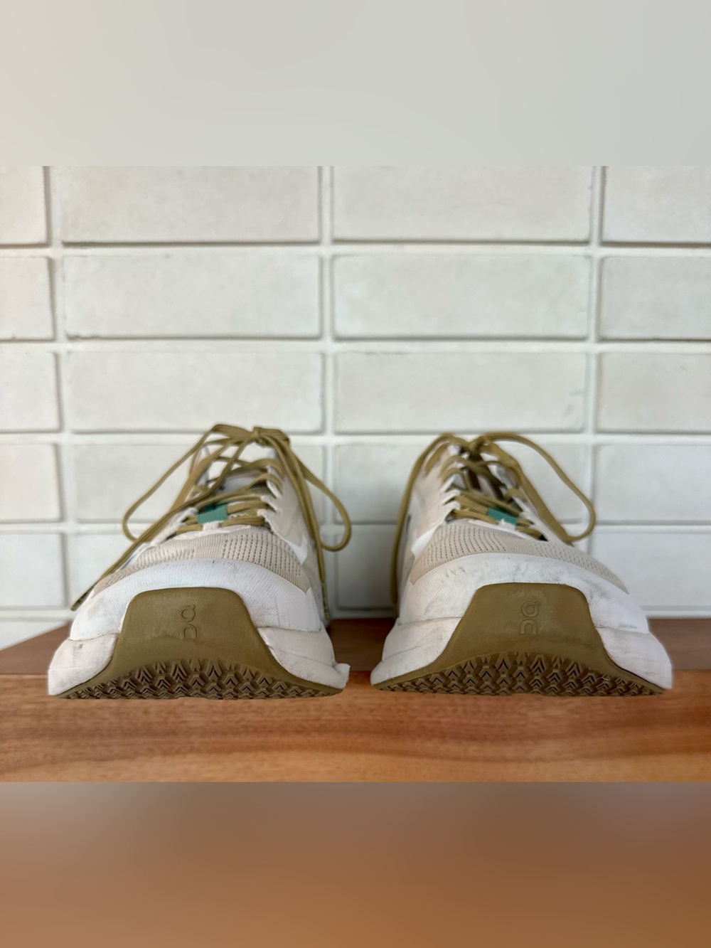 On Cloudrunner Men's Running Shoes * US 12 Wide * White Tan Green - Picture 8 of 15